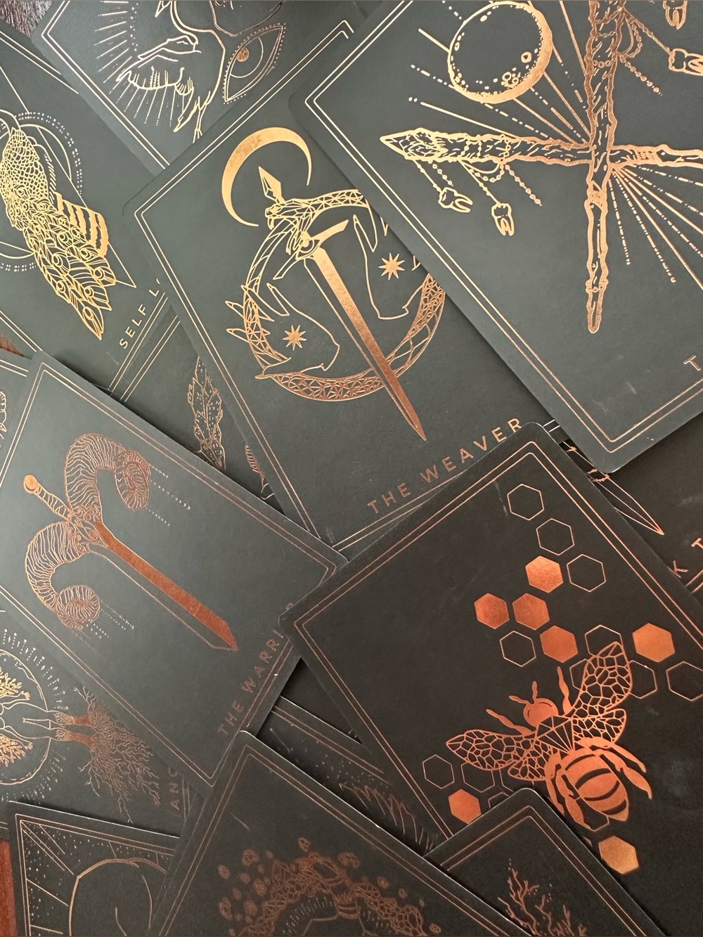 Threads of Fate Rose Edition Oracle Cards out of stock online - Picture 3 of 9